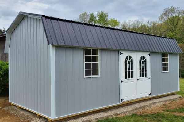 Dutch barn style shed with side entry